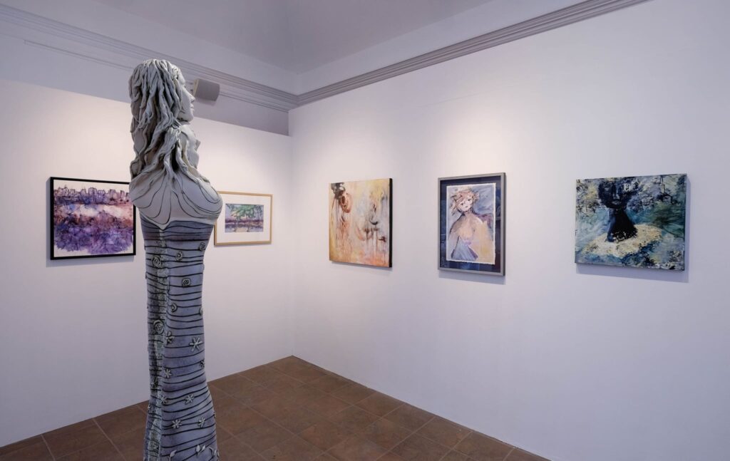 - Le figuratif défiguré Group Exhibition